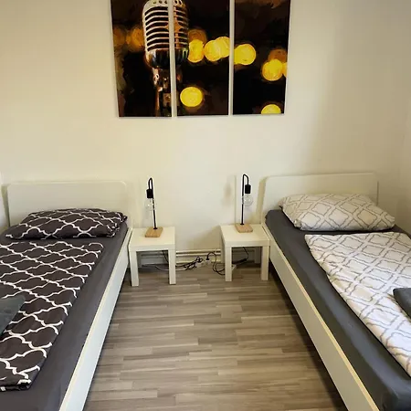 Ruhige 3-zimmerwohnung Im Norden Bremens Fuer Monteure Und Geschaeftsreisende Pm 31 Og * Bremen