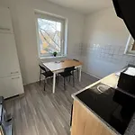 Ruhige 3-zimmerwohnung Im Norden Bremens Fuer Monteure Und Geschaeftsreisende Pm 31 Og