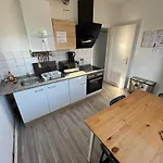 Ruhige 3-zimmerwohnung Im Norden Bremens Fuer Monteure Und Geschaeftsreisende Pm 31 Og 아파트 브레멘