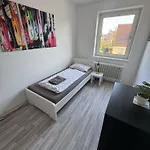 Ruhige 3-zimmerwohnung Im Norden Bremens Fuer Monteure Und Geschaeftsreisende Pm 31 Og 브레멘