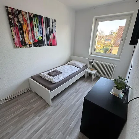 Ruhige 3-zimmerwohnung Im Norden Bremens Fuer Monteure Und Geschaeftsreisende Pm 31 Og 아파트 *