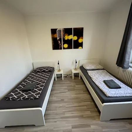Ruhige 3-zimmerwohnung Im Norden Bremens Fuer Monteure Und Geschaeftsreisende Pm 31 Og *