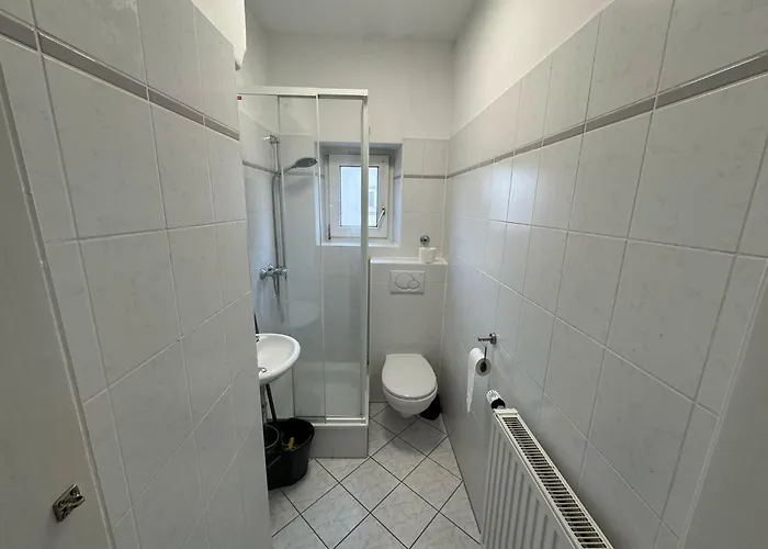 Ruhige 3-zimmerwohnung Im Norden Bremens Fuer Monteure Und Geschaeftsreisende Pm 31 Og Brême