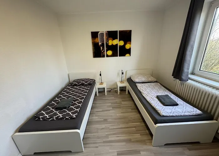 Ruhige 3-zimmerwohnung Im Norden Bremens Fuer Monteure Und Geschaeftsreisende Pm 31 Og *