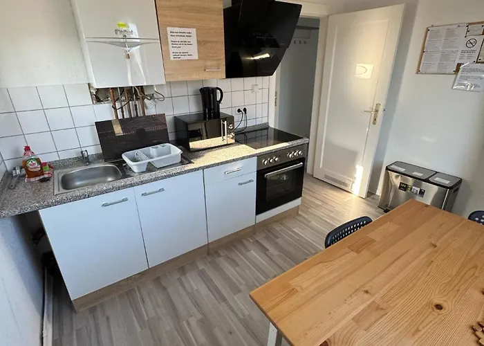 Ruhige 3-zimmerwohnung Im Norden Bremens Fuer Monteure Und Geschaeftsreisende Pm 31 Og Appartement Brême