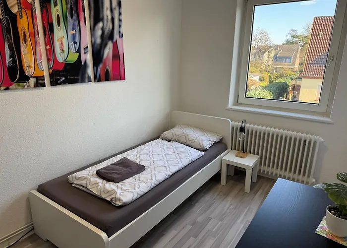Appartement Ruhige 3-zimmerwohnung Im Norden Bremens Fuer Monteure Und Geschaeftsreisende Pm 31 Og Brême